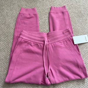 NWT Lululemon Scuba High-Rise French Terry Jogger Pink Blossom Size 10